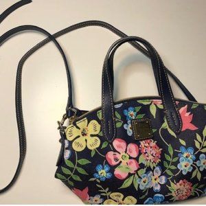 Dooney and Bourke purse